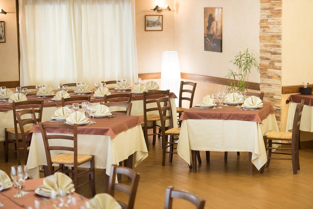Valle Himara Guest House Piana Degli Albanesi Exterior photo
