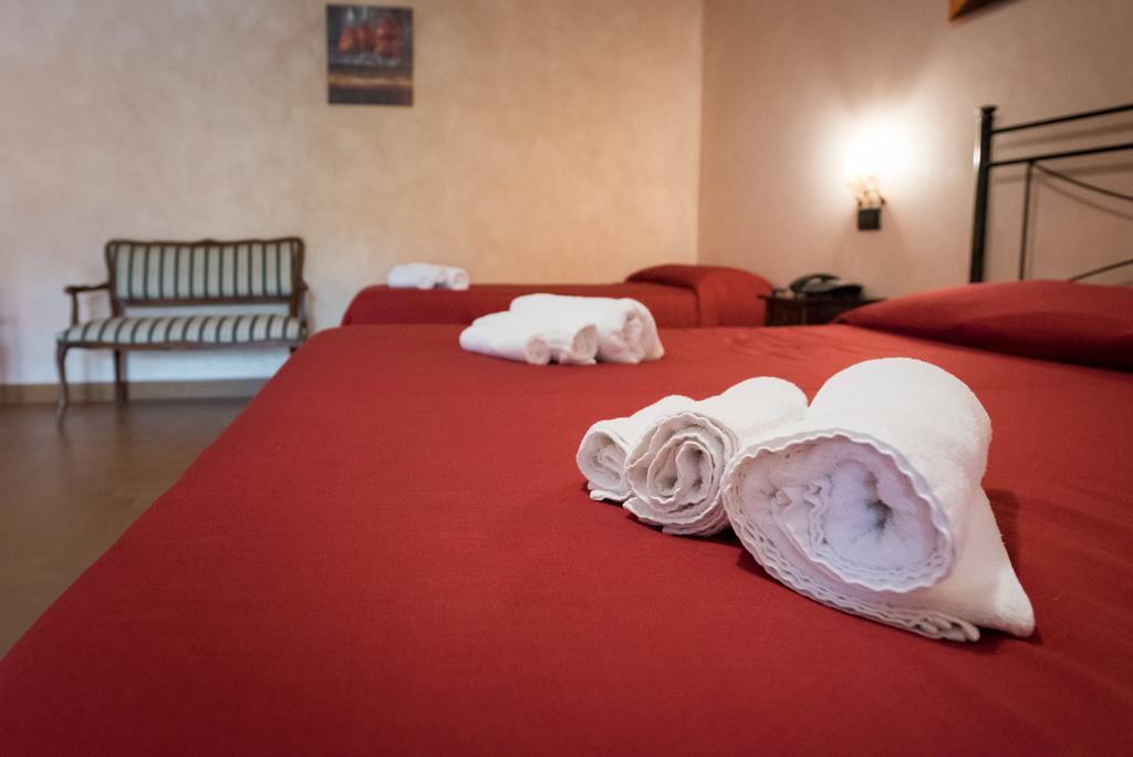 Valle Himara Guest House Piana Degli Albanesi Exterior photo